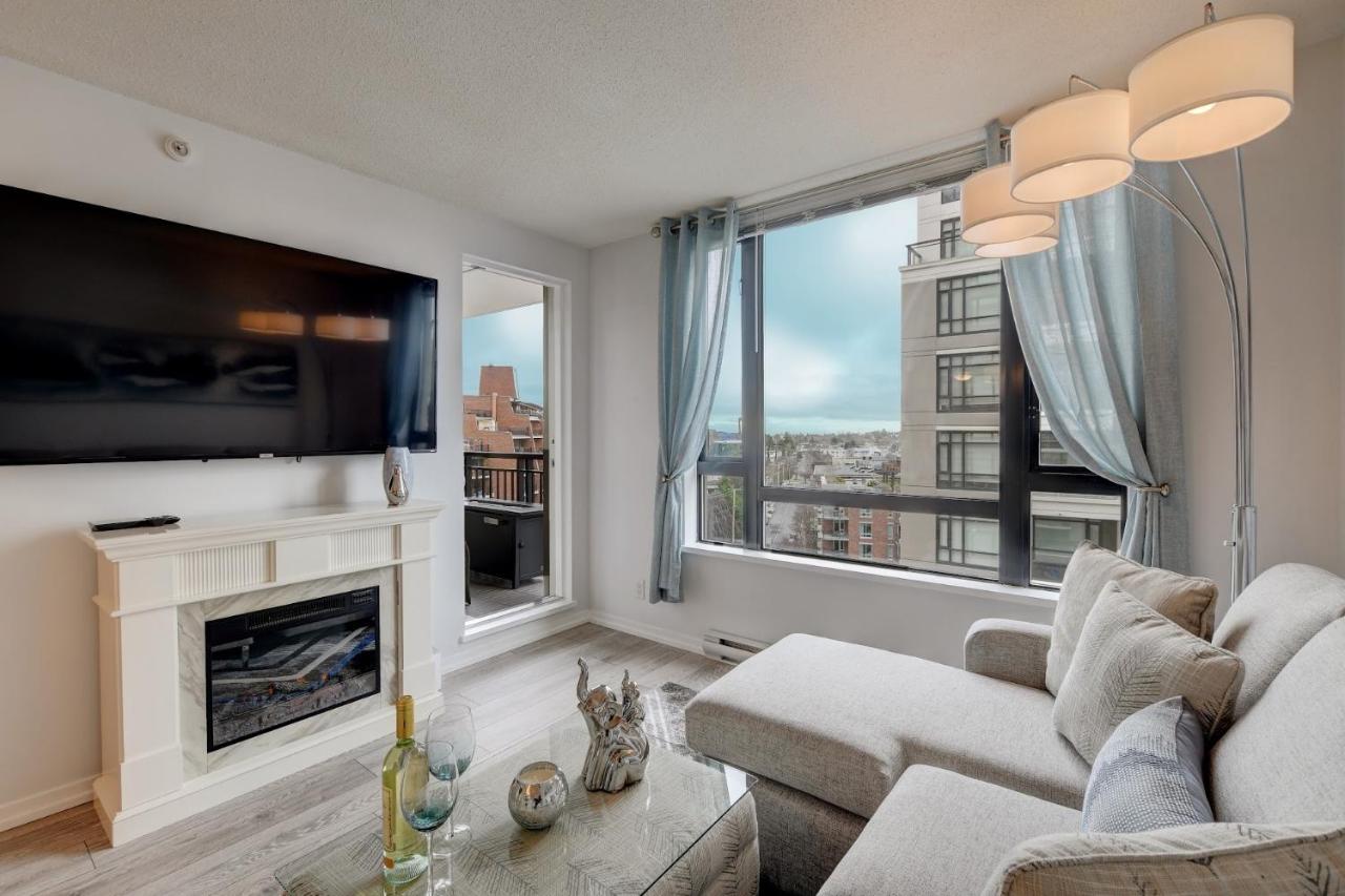 The Astoria Flair Apartment Victoria Ngoại thất bức ảnh